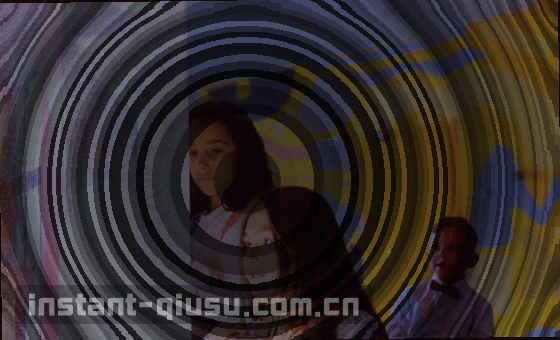 一张双手托举的数据卡片，背景是折线图和彩色柱状图。